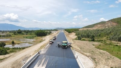 Van Phong - Nha Trang Expressway expected to be completed half a year ahead of schedule