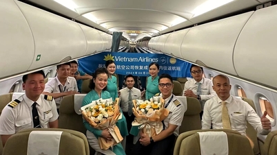 Vietnam Airlines opens direct flight Hanoi - Chengdu