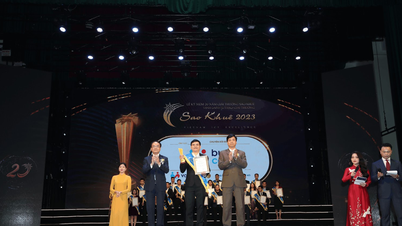 Tổng đài đa kênh thông minh Buss Call nhận giải Sao Khuê 2023 
