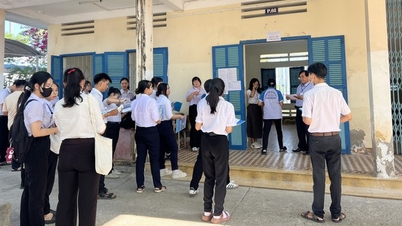 Hơn 4.000 thí sinh thi đánh giá năng lực, lần đầu tổ chức tại huyện
