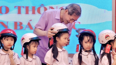 Quận Ba Đình ra mắt mô hình Cổng trường học an toàn giao thông