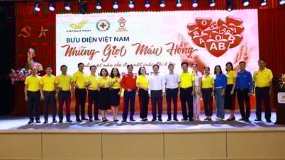 Voluntary blood donation program "Vietnam Post - Red drops of blood" in 2024