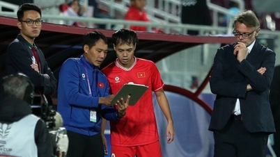 Sau phát biểu căng thẳng với giới truyền thông, HLV Philippe Troussier nói sẽ rút kinh nghiệm