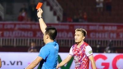 Tại sao đội trưởng CLB TP.HCM phải nhận thẻ đỏ, HLV Hải Phòng nói gì khi chỉ hòa?