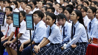 Chung tay hỗ trợ học sinh mồ côi, khó khăn sau bão lũ