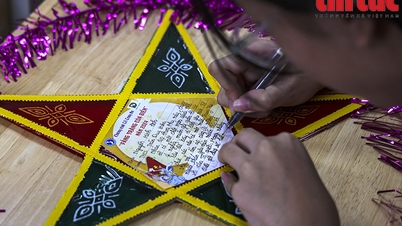 Học sinh Thủ đô mang Tết Trung thu đến với thiếu nhi Trường Sa