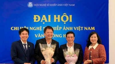 Congress of Vietnam Association of Photographers Office for the 2024 term