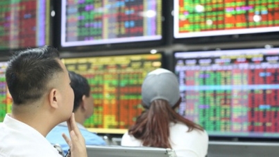 VN-Index giảm điểm phiên thứ hai liên tiếp, mất mốc 1.270 điểm
