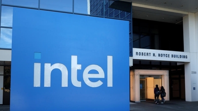 Vị thế của Intel tụt dốc không phanh