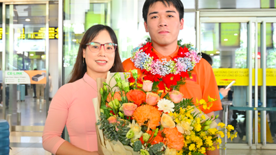 សិស្សប្រុសនៅទីក្រុងហាណូយធ្វើដំណើរចម្ងាយ 20 គីឡូម៉ែត្រទៅសាលារៀន និងការធ្វើដំណើរដើម្បីឈ្នះមេដាយមាសអន្តរជាតិ