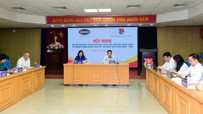 ពង្រឹងទំនាក់ទំនង និងអភិវឌ្ឍចលនានិស្សិត និងយុវជនវៀតណាមនៅឯបរទេស