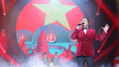Liveshow "Tổ quốc gọi tên mình": Đăng Dương bất ngờ trẻ hóa nhạc đỏ