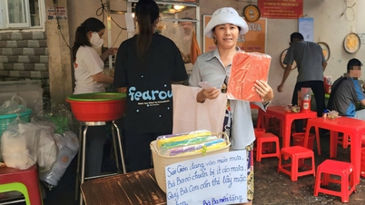 កន្ត្រក​អាវ​ភ្លៀង​ដ៏​កក់​ក្ដៅ​មាន​ការ​អញ្ជើញ 'មិត្ត​នារី បើ​អ្នក​ត្រូវ​ការ​សូម​យក​វា​ទៅ​ពាក់'