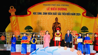 ផ្តល់កិត្តិយសដល់សិស្សពូកែ និងគំរូនៅឆ្នាំ២០២៤