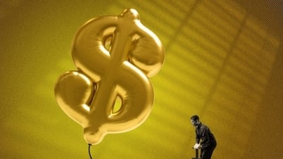 World gold price goes up, gold rings increase unexpectedly, SJC hits new record; warning of a banking crisis