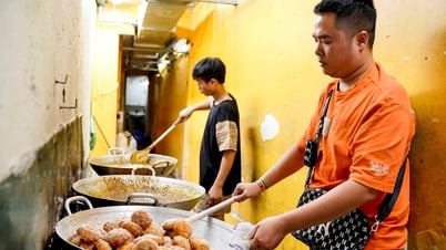 ហាងនំដូណាត់ 'តូចធំ' លក់នំដូណាត់ពីរបីពាន់ក្នុងមួយថ្ងៃ អតិថិជនតម្រង់ជួរចាំទិញ