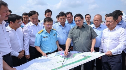 Thủ tướng khảo sát 3 dự án công nghiệp, cao tốc, sân bay trọng điểm tại Cà Mau