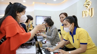 Giá vàng hôm nay tăng mạnh chưa từng có, vàng SJC vượt 82,20 triệu đồng/lượng