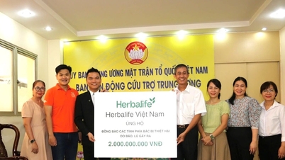 Ban Công tác phía Nam tiếp nhận gần 2,3 tỷ đồng ủng hộ đồng bào bị thiên tai