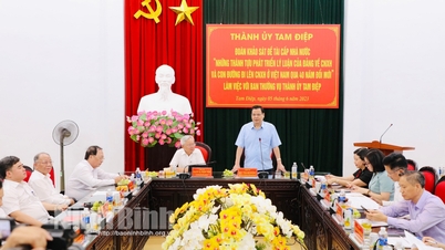 Đoàn khảo sát đề tài cấp Nhà nước làm việc với Ban Thường vụ Thành ủy Tam Điệp