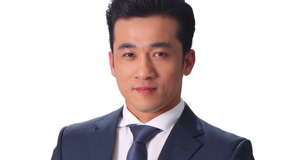 "រលកនៅតែច្រៀង" នៅលើផ្លូវតន្ត្រីរបស់ Quang Hao