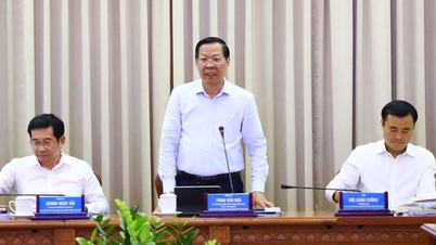Chào mừng 50 năm thống nhất, chăm lo cho người nghèo, không để ngập nước, kẹt xe, ô nhiễm