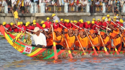 ត្រៀម​ខ្លួន​សម្រាប់​ពិធីបុណ្យ Ooc Om Boc និង​ការ​ប្រណាំង​ទូក Ngo នៅ Soc Trang ឆ្នាំ 2024