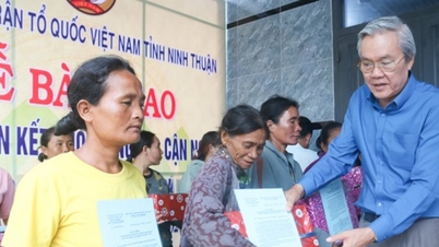 Bàn giao 19 căn nhà Đại đoàn kết cho các hộ nghèo năm 2024