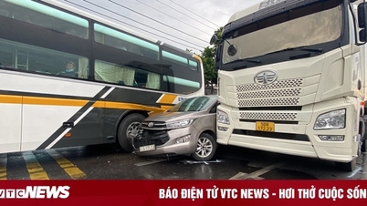 Dùng xe khách và container 'kẹp' ô tô chở nghi phạm trộm cắp