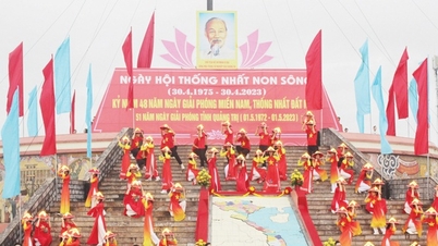 មហោស្រពសន្តិភាពលើកទីមួយបានប្រព្រឹត្តទៅនៅទីក្រុង Quang Tri