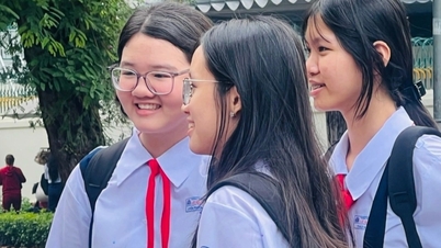 Phụ huynh, học sinh TPHCM ít hài lòng nhất về vấn đề nào ở trường công lập?