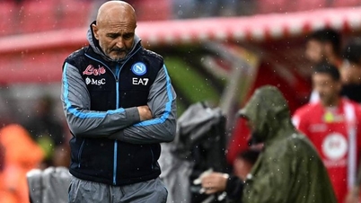 HLV Spalletti sắp rời Napoli