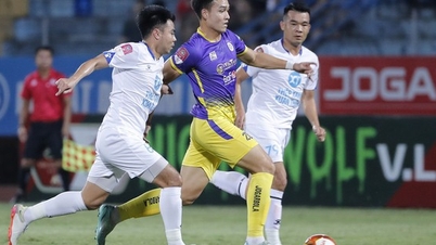 HLV Hà Nội FC lý giải đầy ngạc nhiên về ngoại binh, bất ngờ nhắc đến ông Troussier