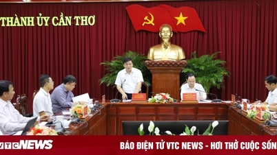 EVNSPC ร่วมมือกับผู้นำเมืองกานโธเพื่อหารือสถานการณ์ด้านอุปทานพลังงาน