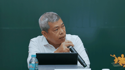 សំណើ​បញ្ឈប់​អតីត​នាយក​ប្រតិបត្តិ​លោក ឌុយ ធួន តើ​អ្វី​ទៅ​ជា​ចំណុច​របត់ «​ស្លាប់​» នៅ​ឡុក​ត្រយ?