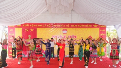 ទិវាឯកភាពជាតិដ៏រំភើបនៅស្រុក Vinh Bao