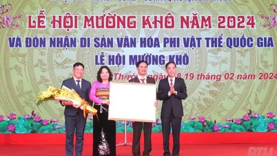 ទទួលមហោស្រពវប្បធម៌អរូបីជាតិ Muong Kho