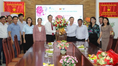 ថ្នាក់ដឹកនាំខេត្ត ទីភ្នាក់ងារ អង្គភាពនានា បានចុះសួរសុខទុក្ខ និងអបអរសាទរ ដល់ទីភ្នាក់ងារសារព័ត៌មាន ក្នុងទិវាសារព័ត៌មានបដិវត្តន៍វៀតណាម។