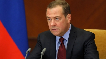 Ông Medvedev: Nga coi Ba Lan là kẻ thù nguy hiểm