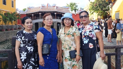 Hotels are fully booked on September 2nd holiday, Hoi An ancient town is crowded with tourists