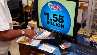 Mega Millions $1 billion jackpot awaits winner on Christmas Eve