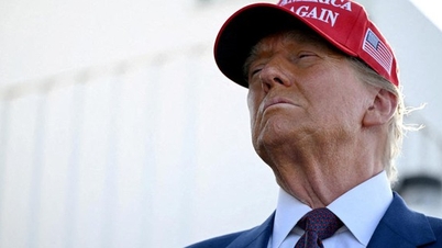 President-elect Donald Trump "declares war" on tech giants