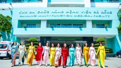 Phụ nữ Đà Nẵng sôi nổi hưởng ứng 'Tuần lễ áo dài' nhân ngày 8/3