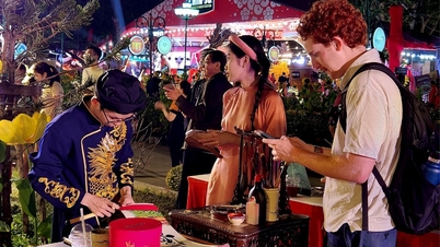 South Korea leads the number of visitors to Vietnam during Tet