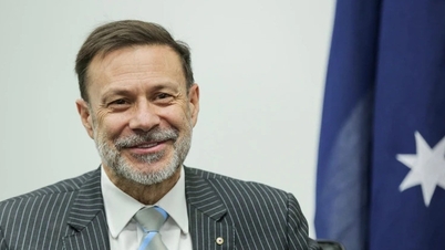 Many Vietnamese students have had their visas delayed, what did the Australian Ambassador say?