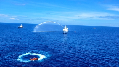 Đẹp ngất ngây màu nước biển Trường Sa