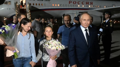 Putin welcomes spies, children who don't know they are Russian
