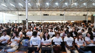 Lisbon University Sets Record for World's Largest Programming Class