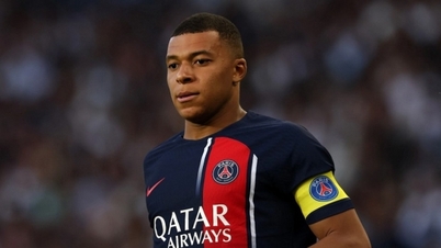Sau kỳ nghỉ, Kylian Mbappe sẽ phải tập với đội trẻ PSG