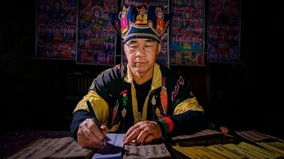 បញ្ជូនឯកសារសម្រាប់ការពិចារណាសិល្បៈ Mo Muong និង Cheo សម្រាប់ដាក់បញ្ចូលក្នុងបញ្ជីបេតិកភណ្ឌវប្បធម៌អរូបីរបស់អង្គការយូណេស្កូ